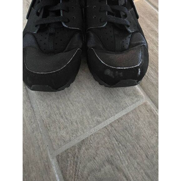 Nike Air Huarache Running Sneakers Black White 2020 Size 7 - Picture 6 of 8